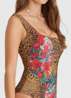 Women Aqua Blu Vero DD/E Cup One Piece